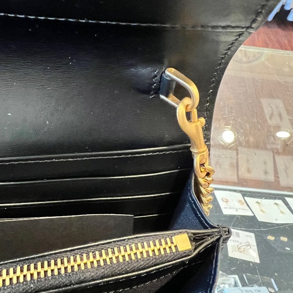 Moschino Roman Teddy Bear Clutch - Picture 6 of 7